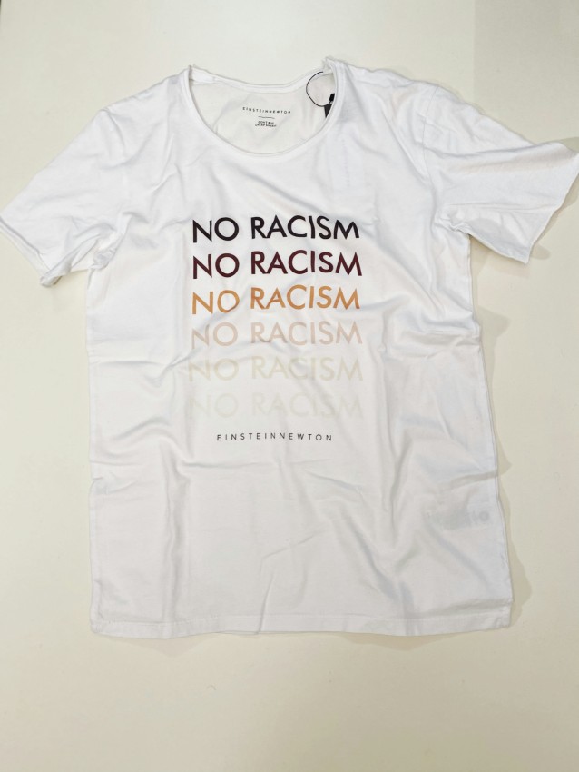 T3-No Racism-Shirt - weiß
